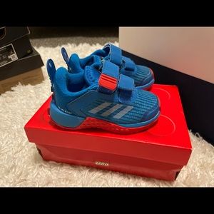 ADIDAS x Lego Size 5